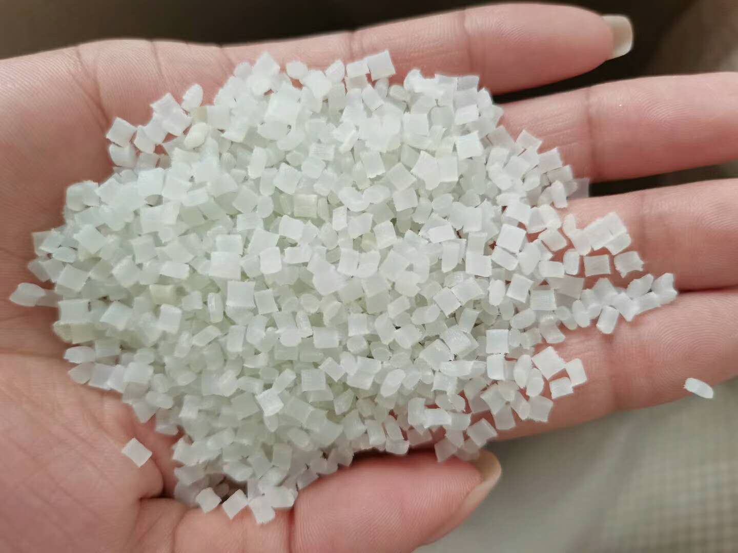 濕度對尼龍改性原材料的影響有哪些?