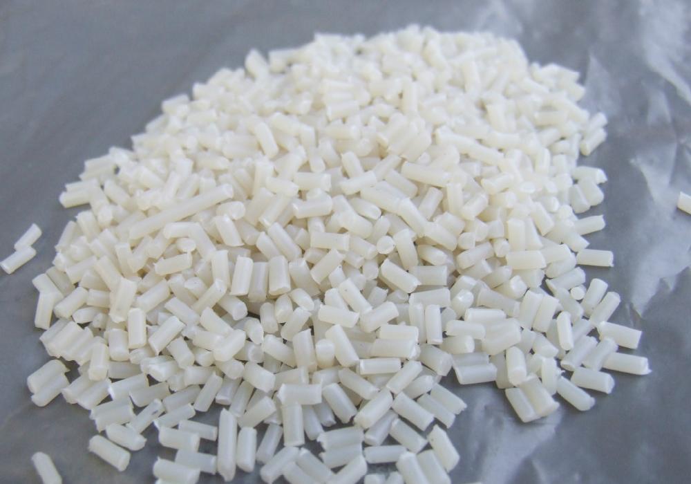 介紹改性尼龍襯板在混合機(jī)中的應(yīng)用特點(diǎn)